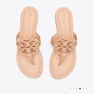 MILLER SANDAL, LEATHER


Color
Light Makeup